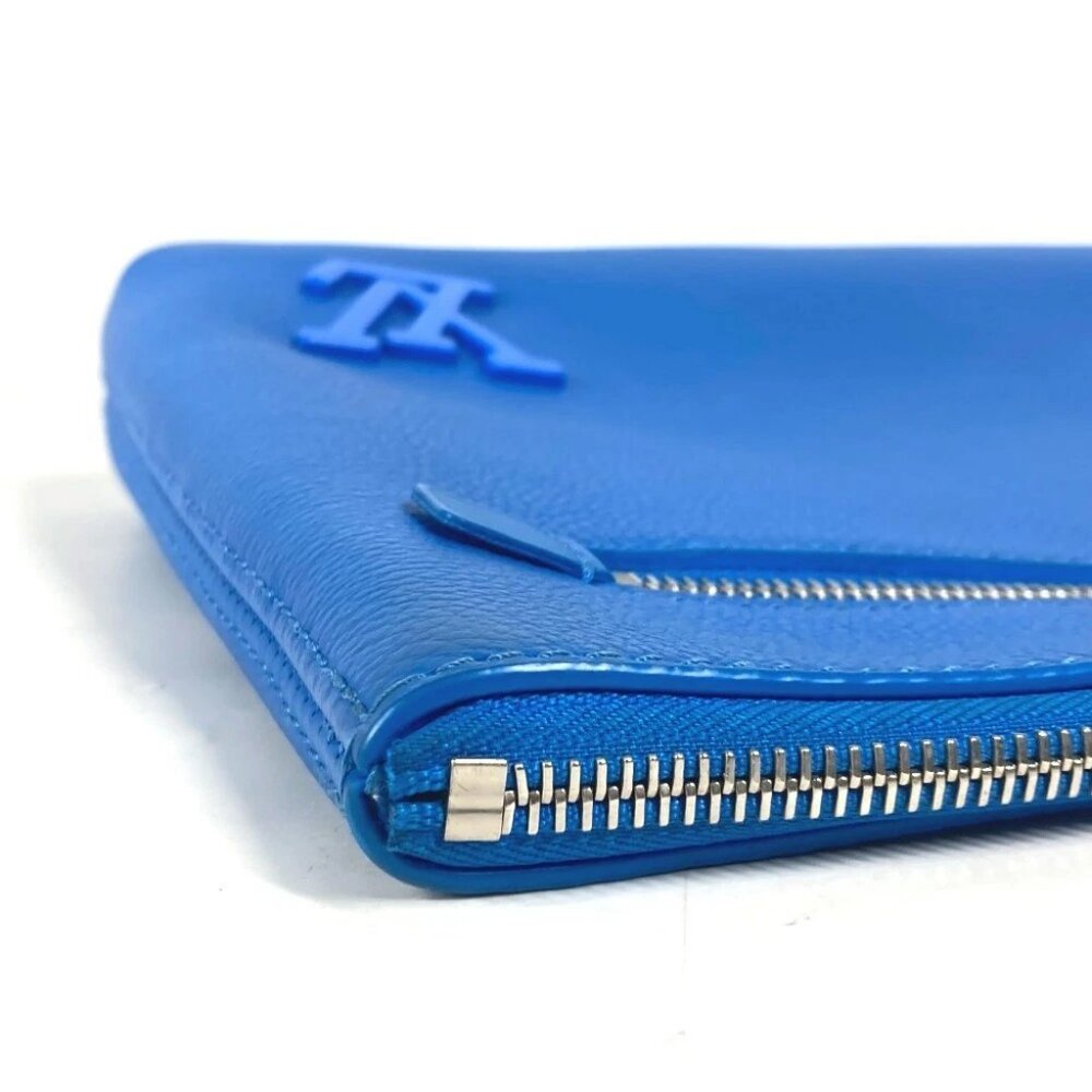 LOUIS VUITTON M82270 Aerogram Takeoff-Pouch Clutch (Initials "MH" on name tag) - Picture 10 of 15